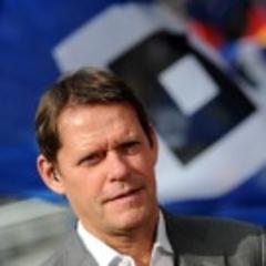 Fußball-Bundesliga: HSV beurlaubt Sportdirektor Arnesen